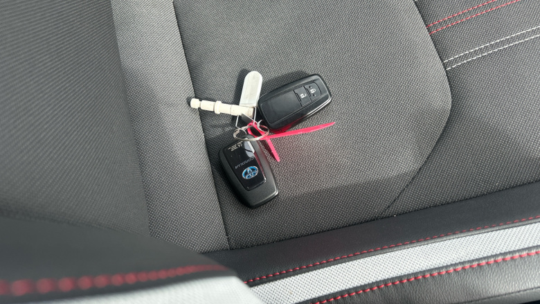 Toyota Corolla 2.0 VVT-i Hybrid GR Sport 5dr CVT Hybrid Hatchback